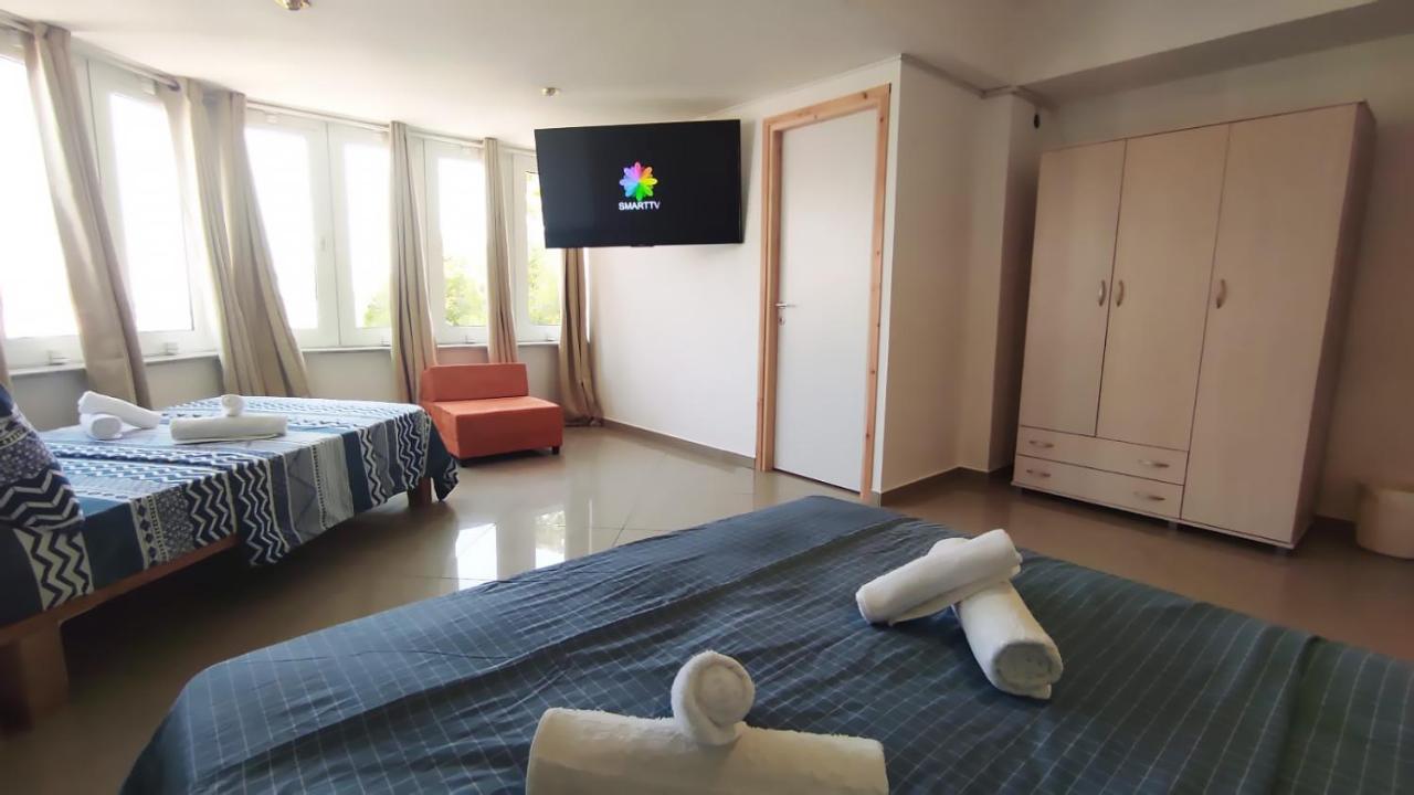 Guest House "Villa Klara Eilat" Heated Pool And Sauna All Year Round Bagian luar foto