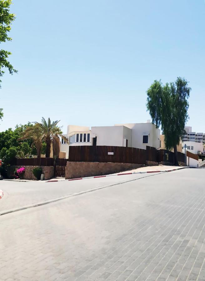 Guest House "Villa Klara Eilat" Heated Pool And Sauna All Year Round Bagian luar foto